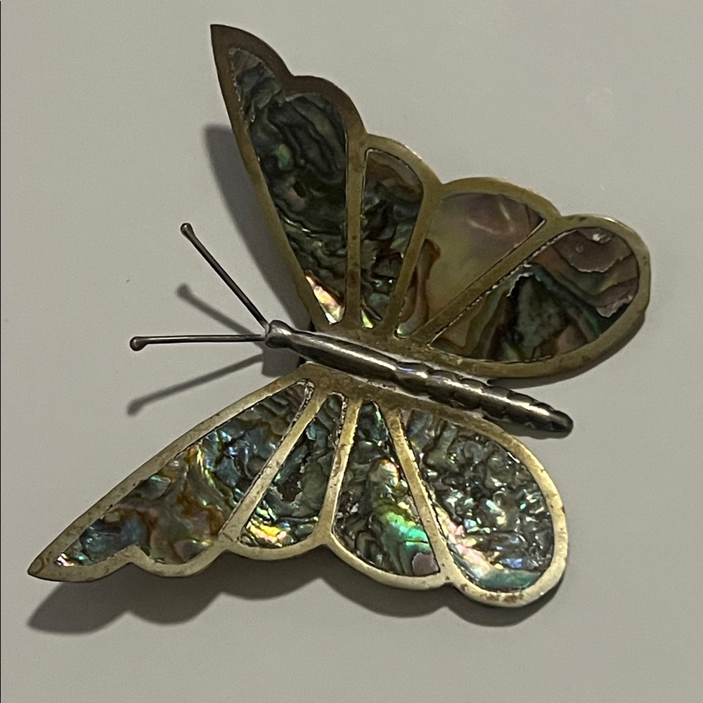 Vintage Mexico Sterling Silver & Abalone Butterfly Brooch - Picture 4 of 8